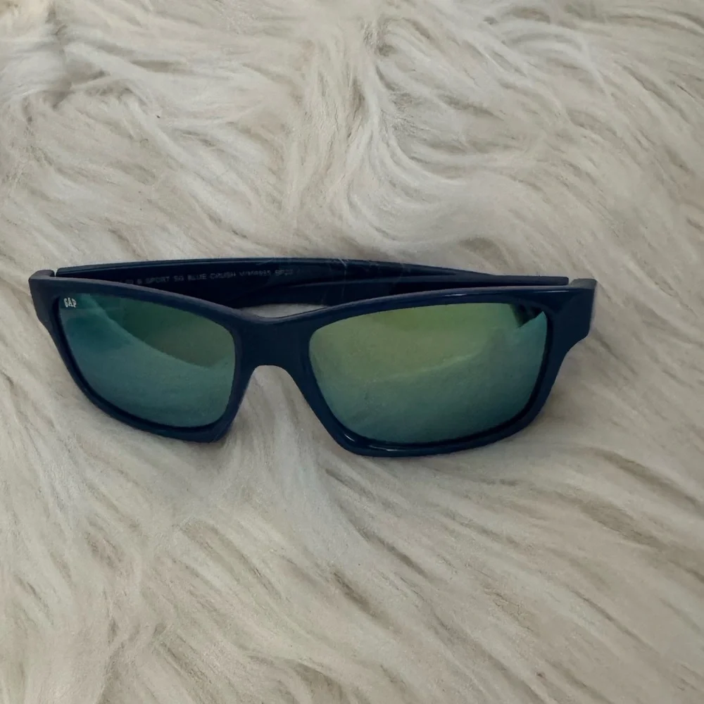 GAP Sunglasses